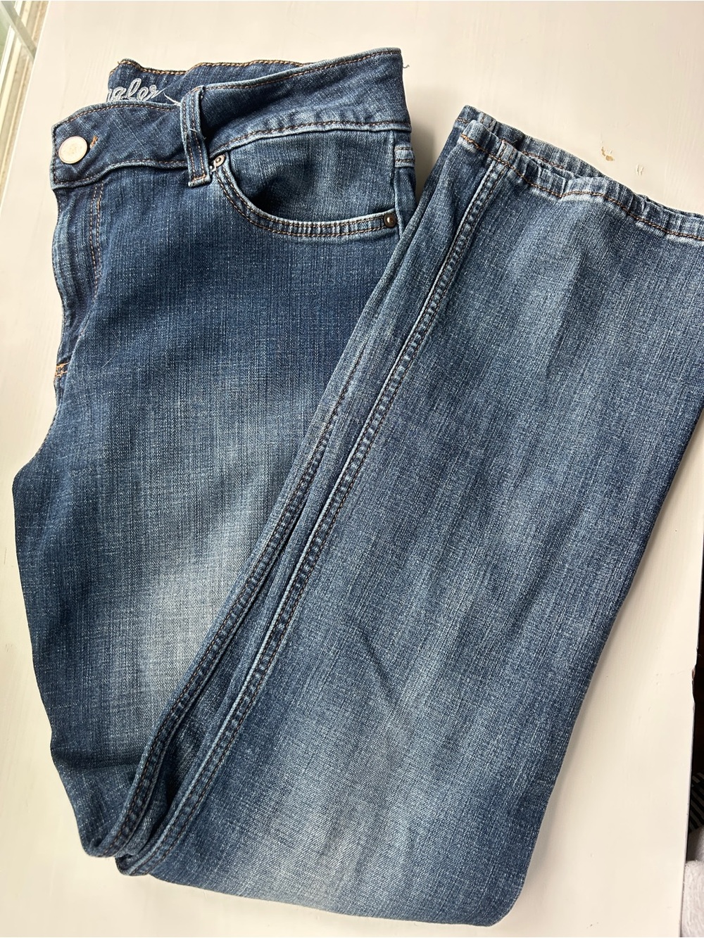 Wrangler Women's Boot Cut Jeans - Faded Blue Denim